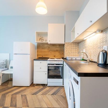 Cozy Little Apartment In Studentski Grad Sofia Ngoại thất bức ảnh