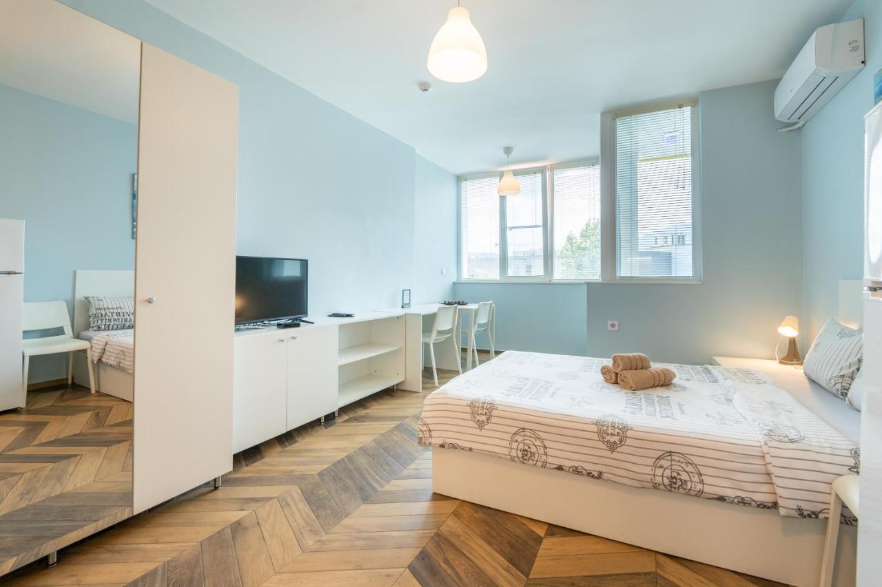 Cozy Little Apartment In Studentski Grad Sofia Ngoại thất bức ảnh