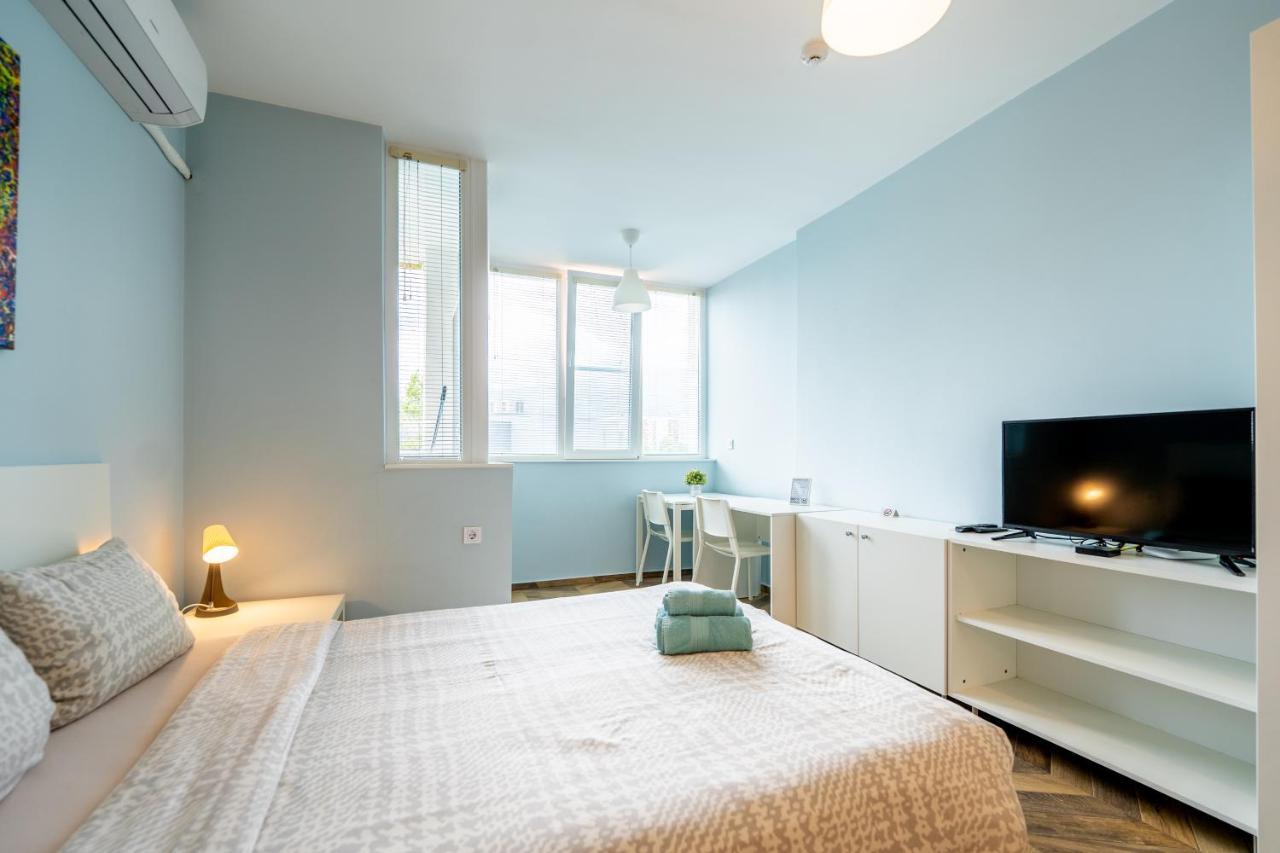 Cozy Little Apartment In Studentski Grad Sofia Ngoại thất bức ảnh