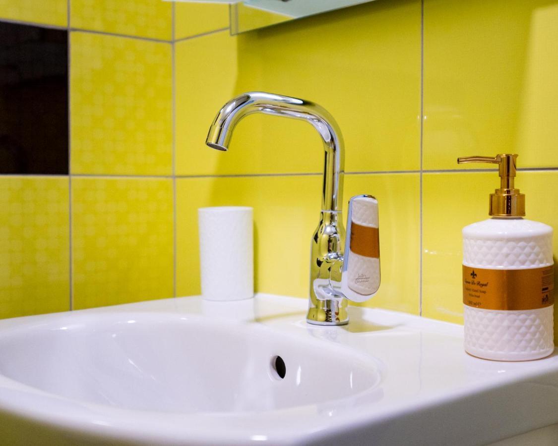 Cozy Little Apartment In Studentski Grad Sofia Ngoại thất bức ảnh